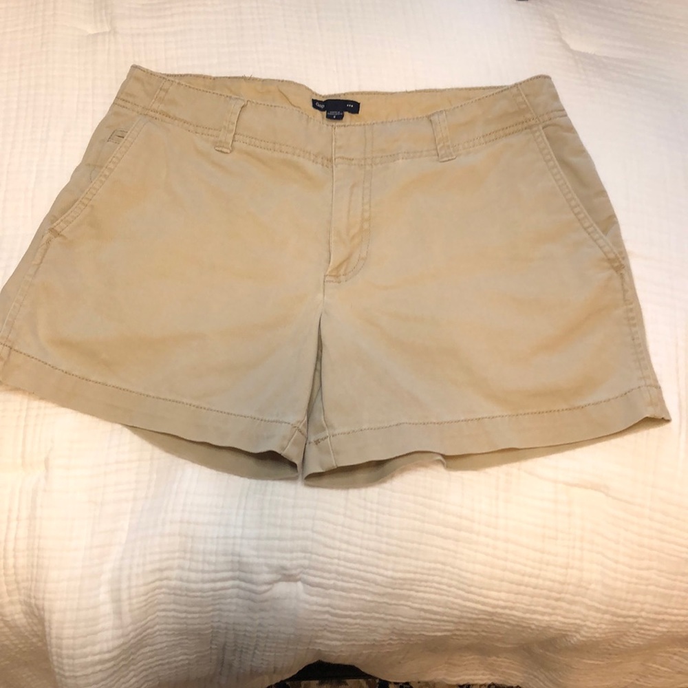 GAP Factory Khaki Shorts Size 8